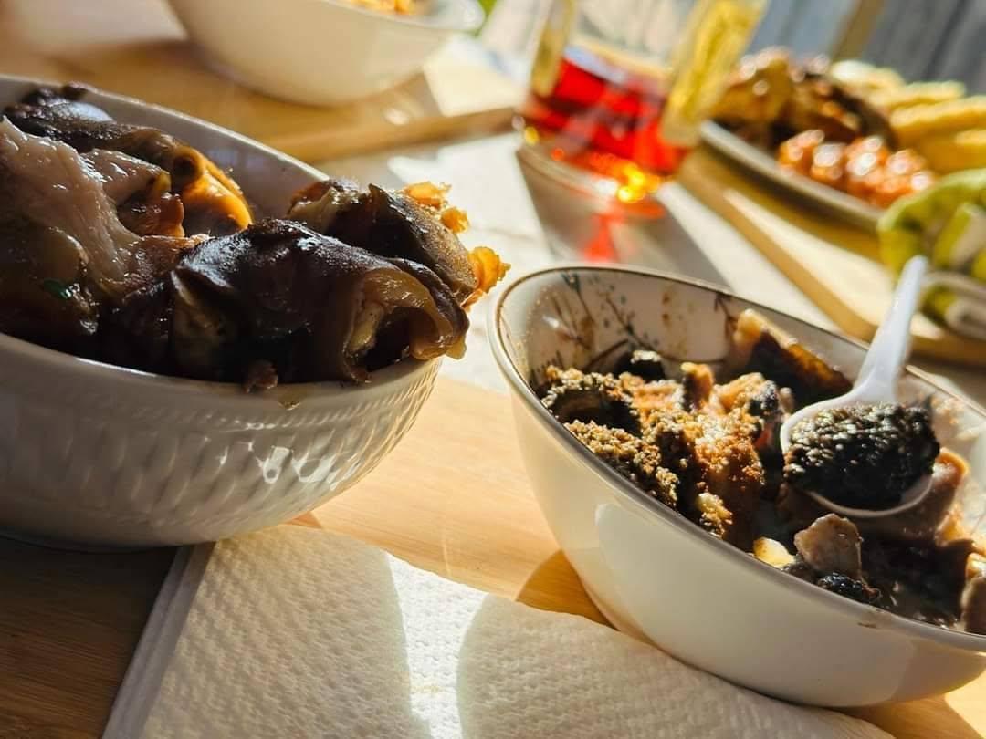 Majita Monday mogodu and pork dishes